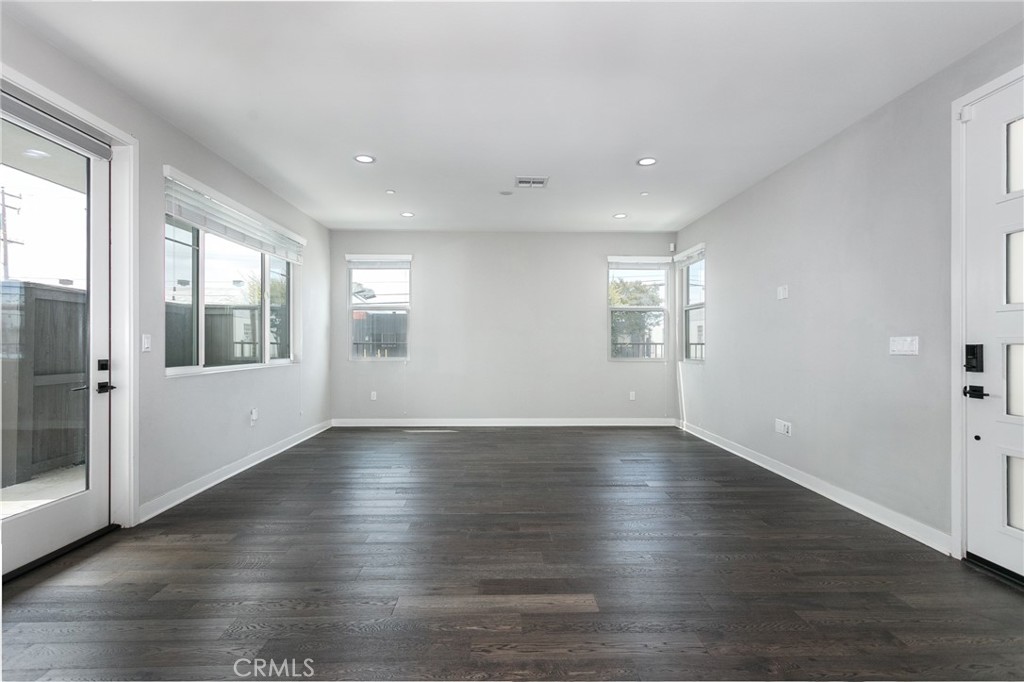 2054 Mylitta Property Photo 9