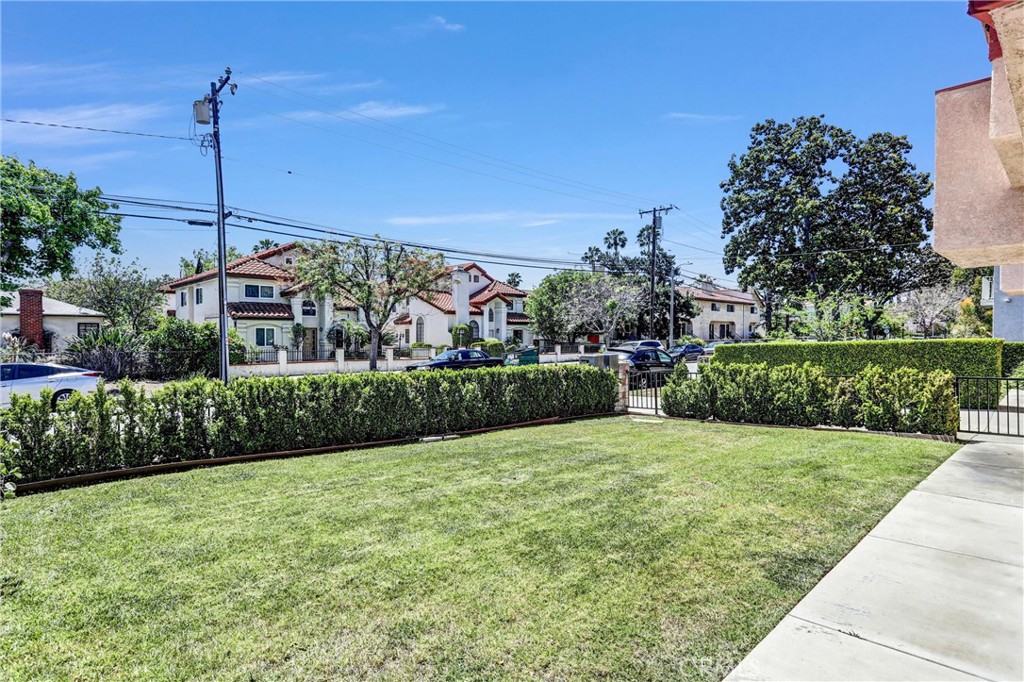 227 California Street A Property Photo 5