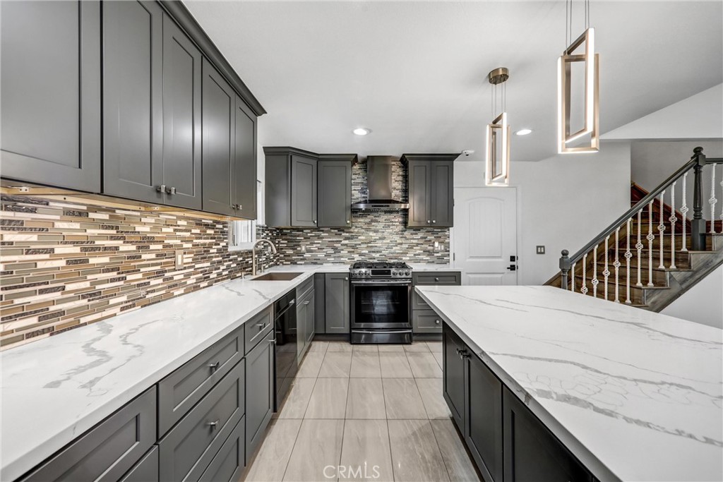 227 California Street A Property Photo 18