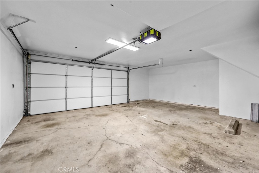227 California Street A Property Photo 34
