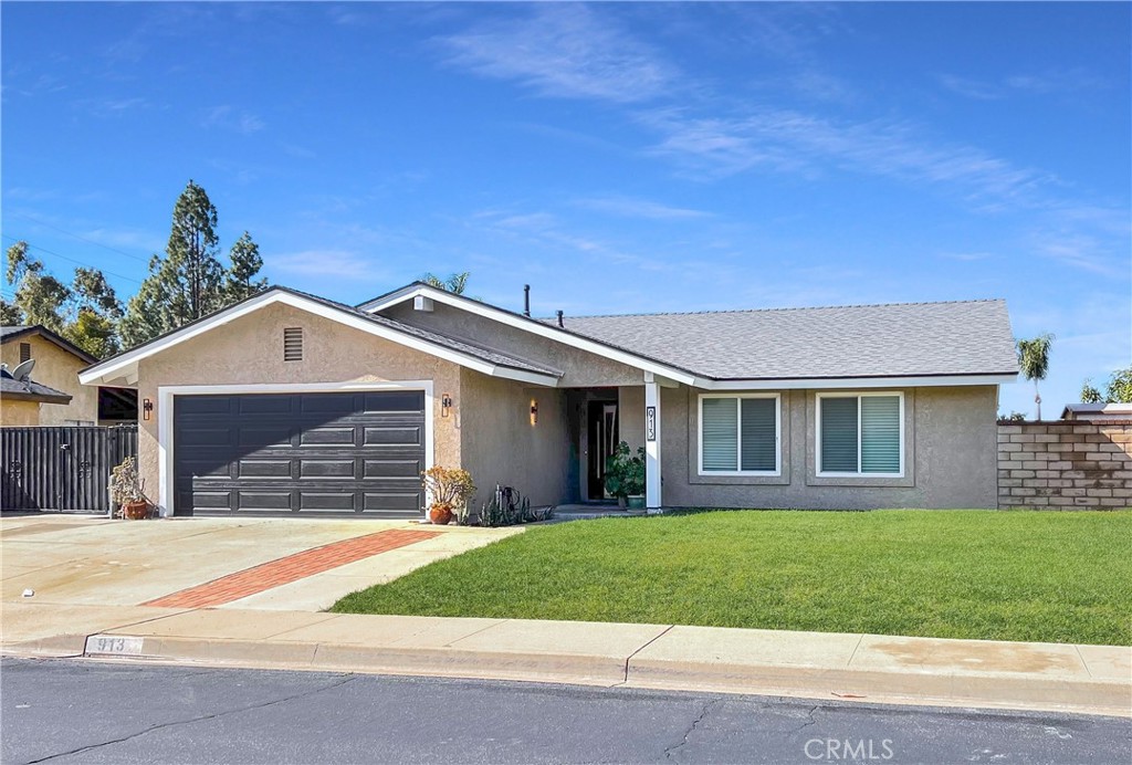 913 Durango Court Property Photo 1