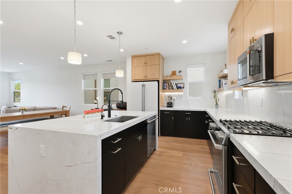 133 Jessup Property Photo 5