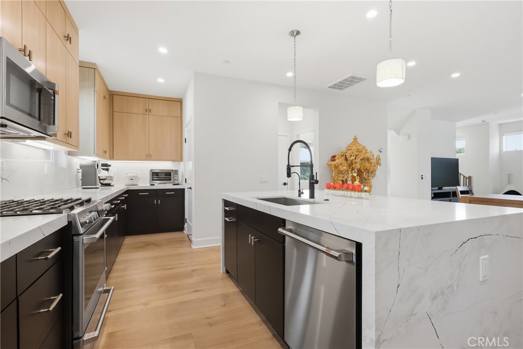 133 Jessup Property Photo 7