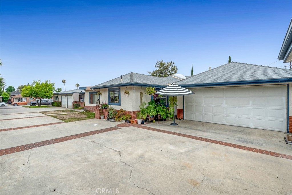 223 Montana Property Photo 5