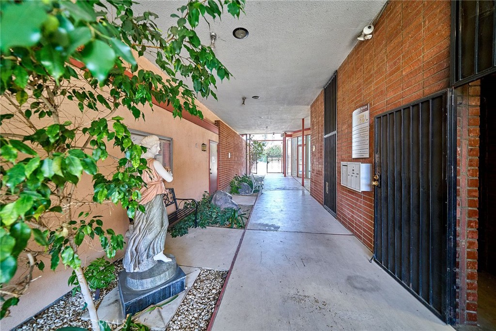 316 E. Las Tunas Dr #100 Property Photo 18