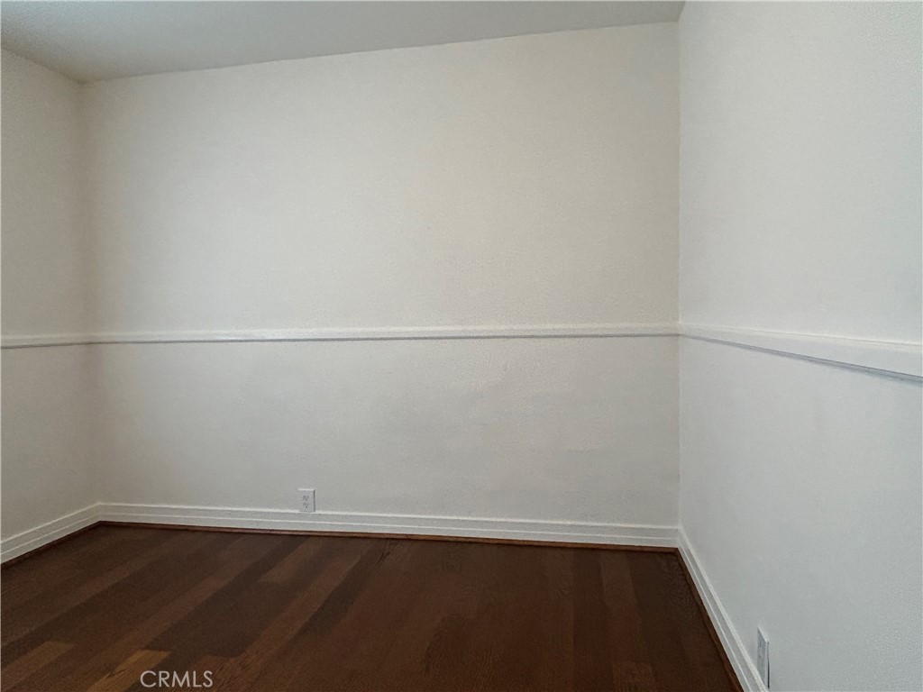 214 E Stocker Street Property Photo 13