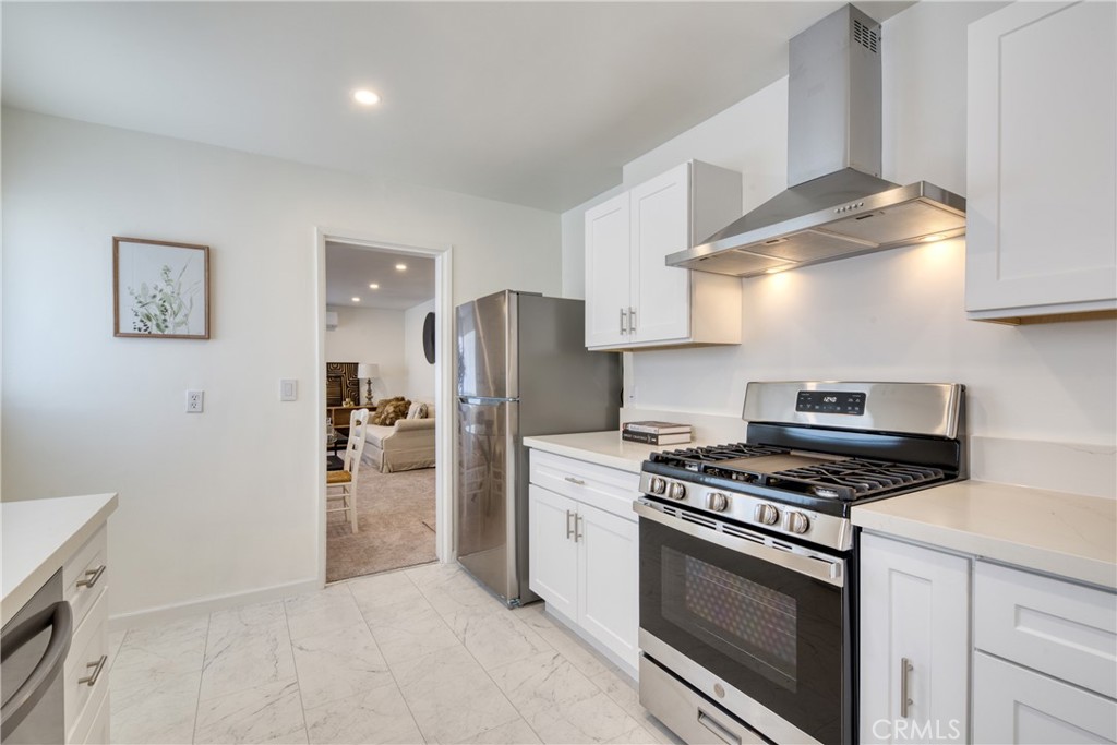 2531 Calmia Property Photo 17