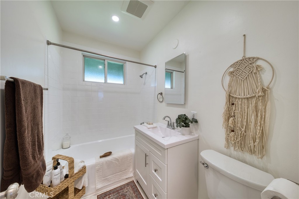 2531 Calmia Property Photo 20