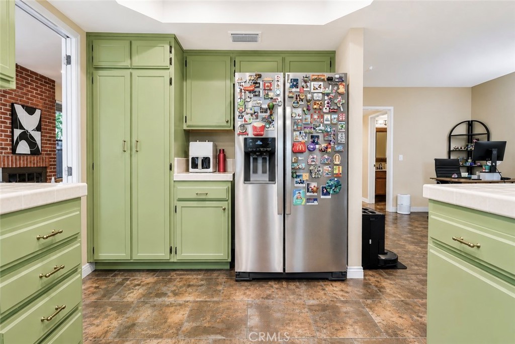 1415 Athena Property Photo 9