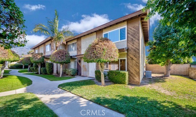 918 Huntington Drive O Property Photo 1