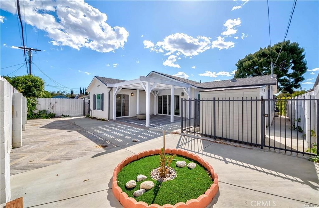 7426 Leescott Avenue Property Photo 15