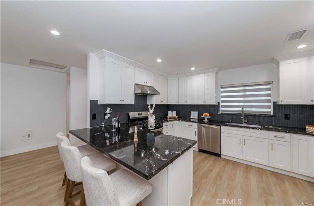 7426 Leescott Avenue Property Photo 18