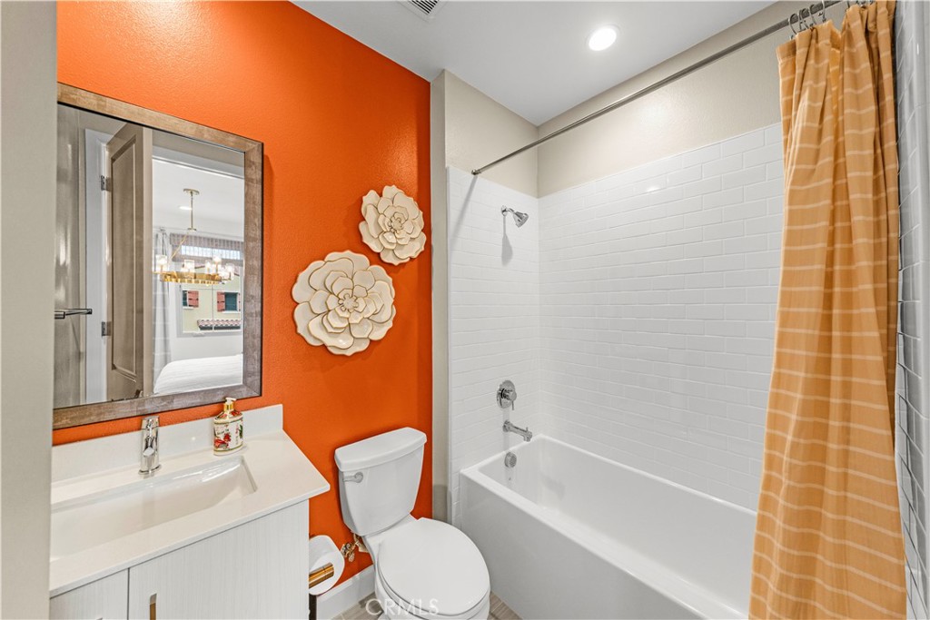 121 Whisper Rock Property Photo 37