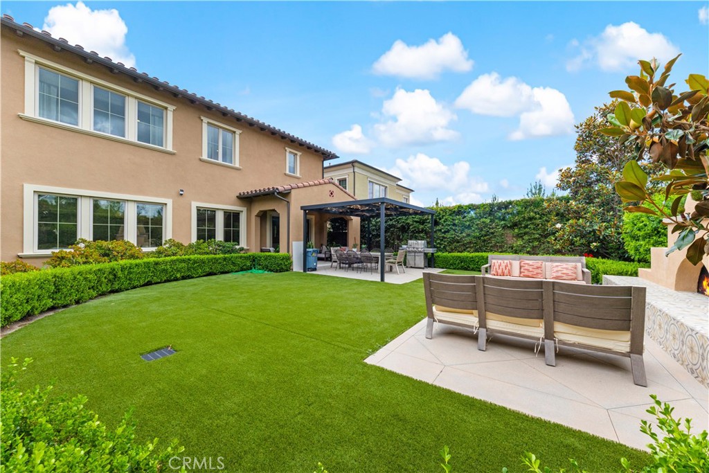 121 Whisper Rock Property Photo 43