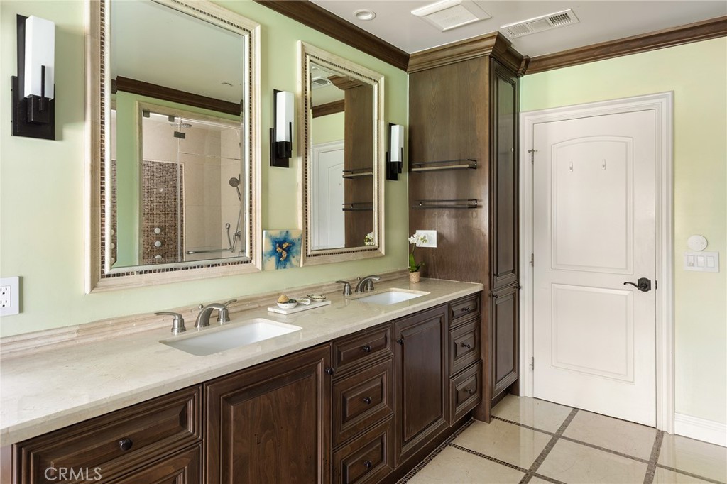 2895 Lorain Road Property Photo 18