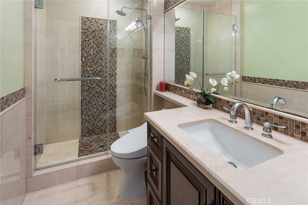 2895 Lorain Road Property Photo 25