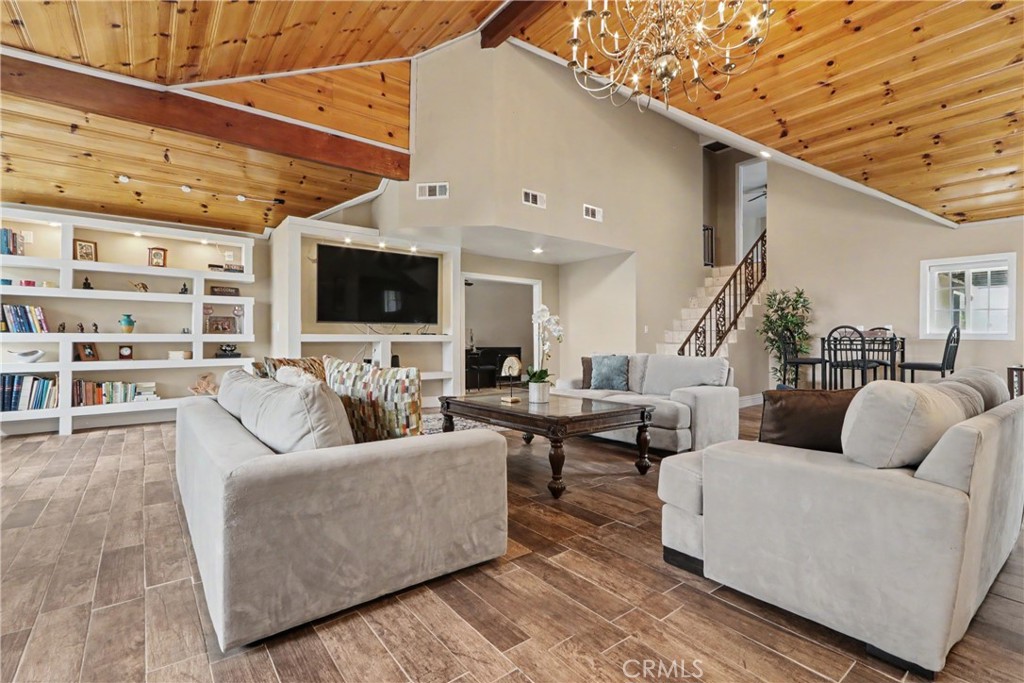 2251 Oak Shade Property Photo 13