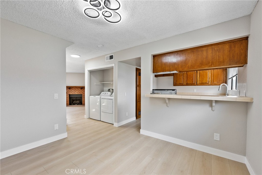 424 N N Electric Ave E Property Photo 11