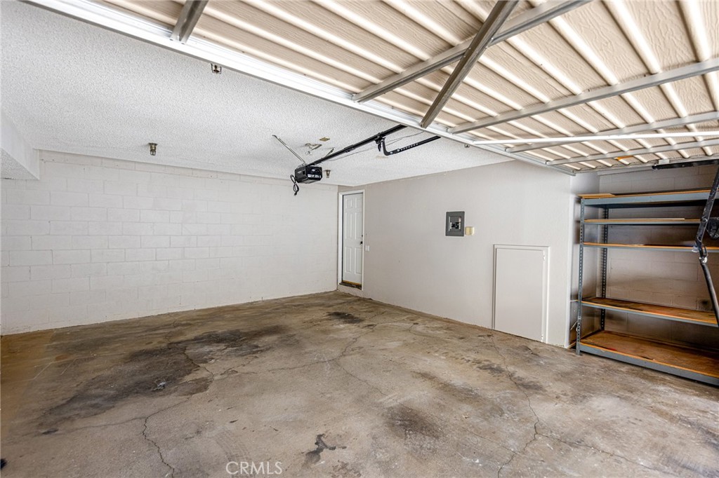 424 N N Electric Ave E Property Photo 20