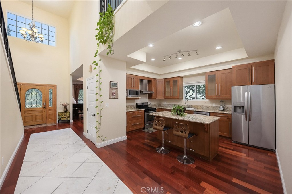 1410 Encino Avenue Property Photo 10