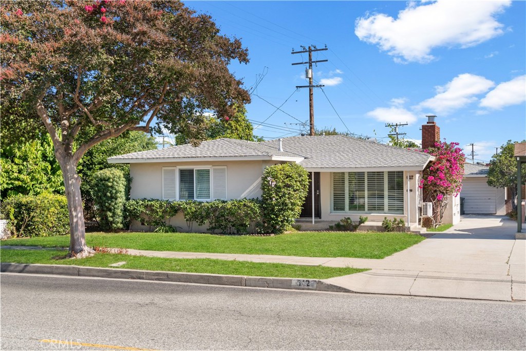 612 E Chestnut Avenue Property Photo 1