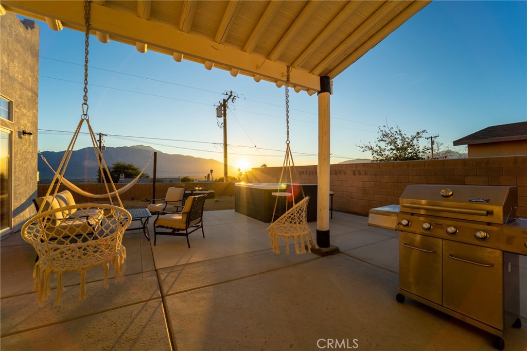 66657 San Rafael Property Photo 3