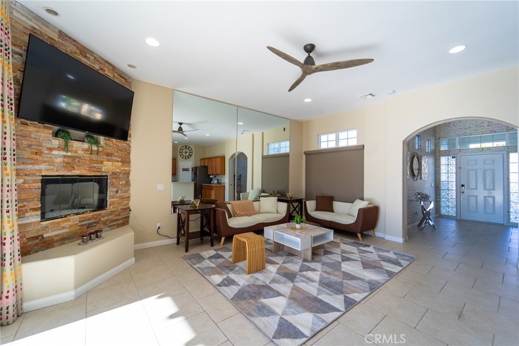 66657 San Rafael Property Photo 6