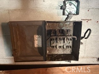2660 Pomona Boulevard Property Photo 11