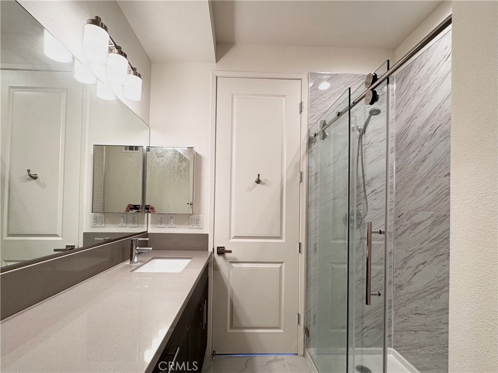19 S Chapel Avenue C Property Photo 11