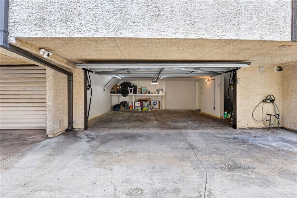 2817 W Grand B Property Photo 6