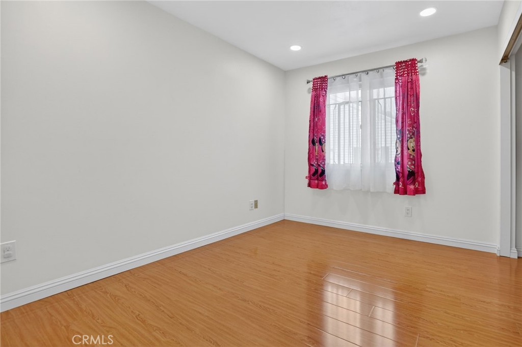 2817 W Grand B Property Photo 18
