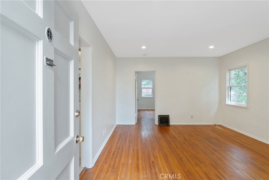 2051 Lake Shore Property Photo 29