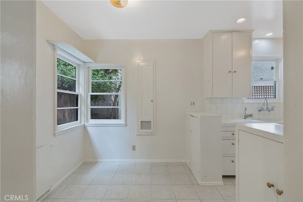 2051 Lake Shore Property Photo 42