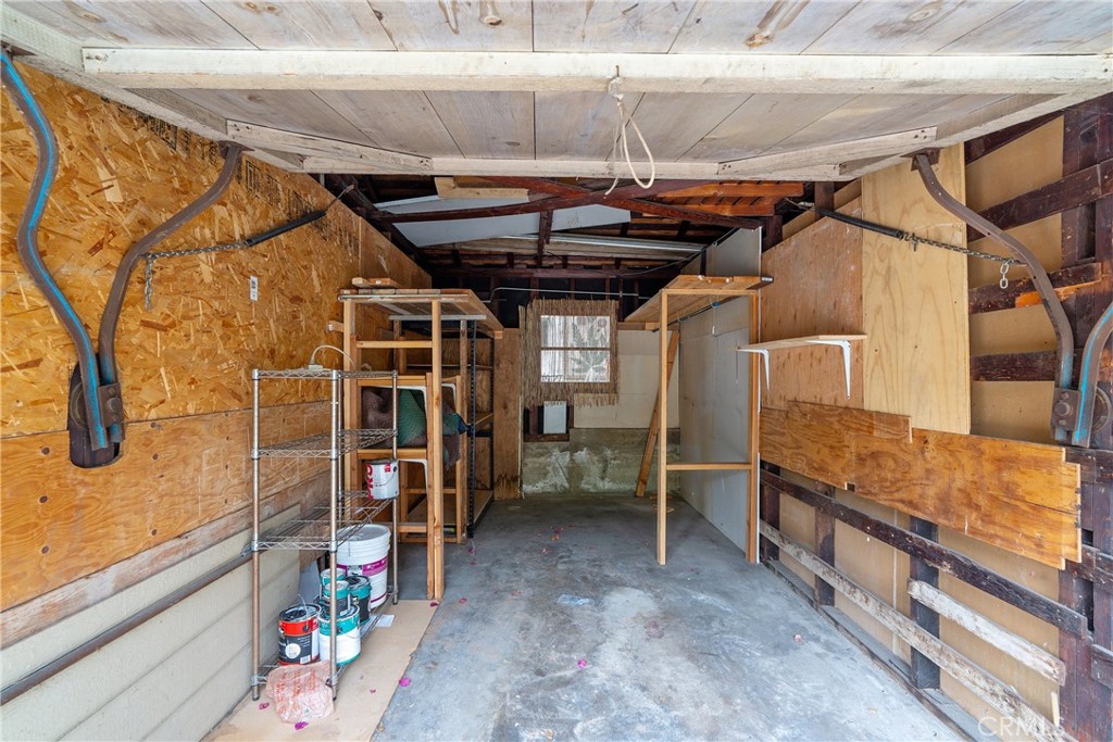 2051 Lake Shore Property Photo 43