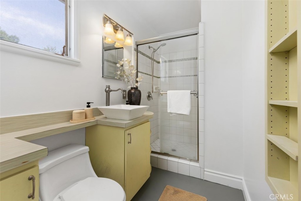444 Oneida Drive Property Photo 41