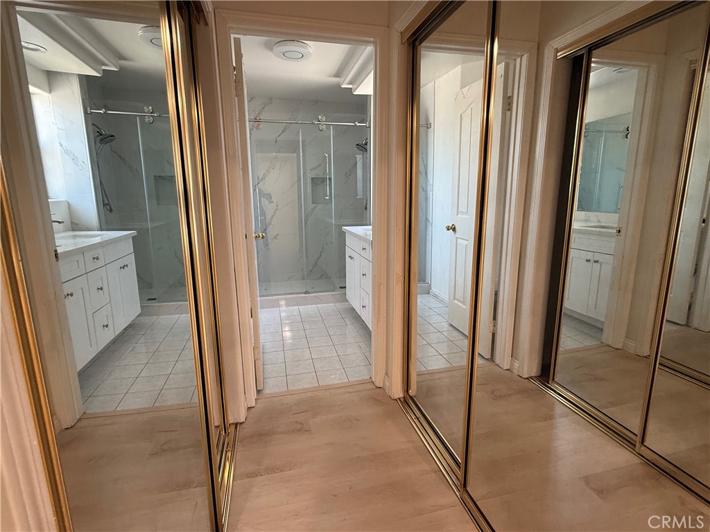 2427 S Baldwin A Property Photo 8