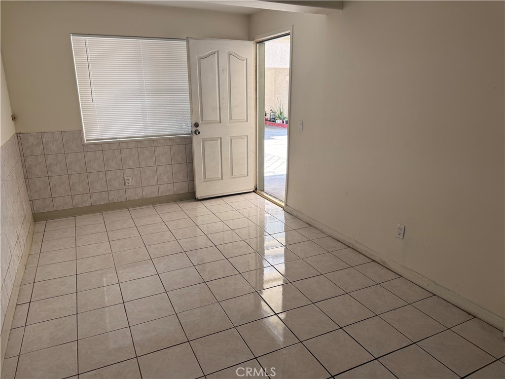 2427 S Baldwin A Property Photo 15