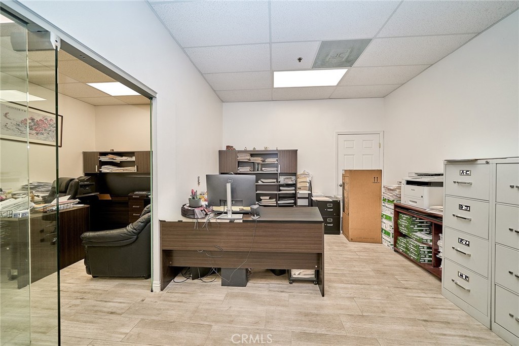 308 S First F Property Photo 8