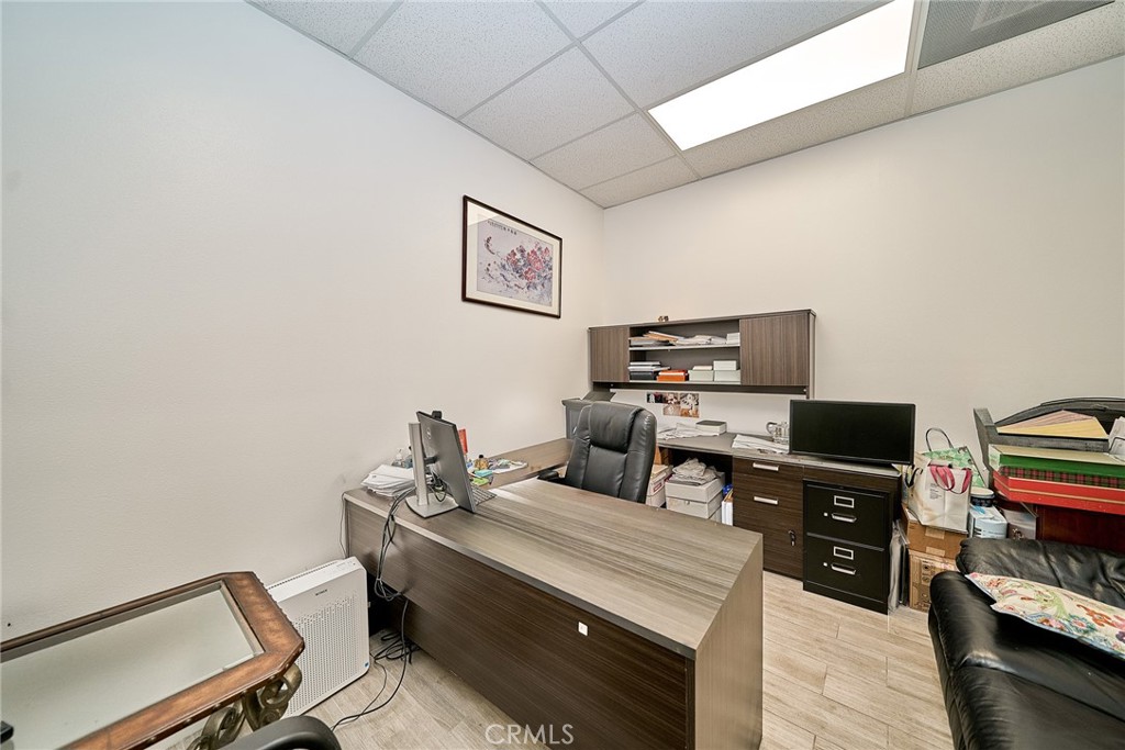 308 S First F Property Photo 18