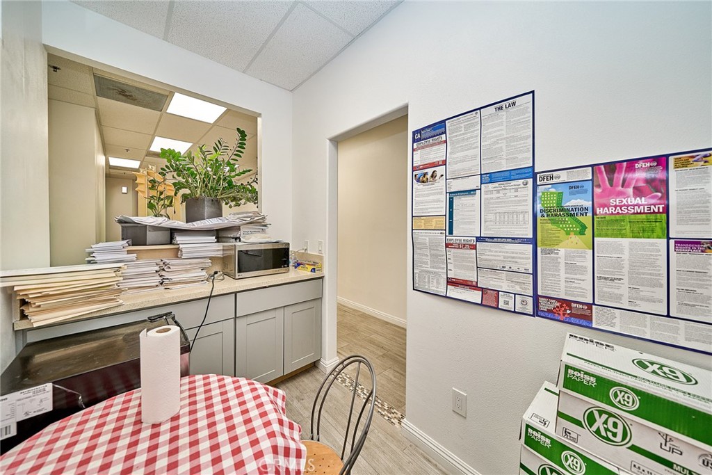308 S First F Property Photo 24