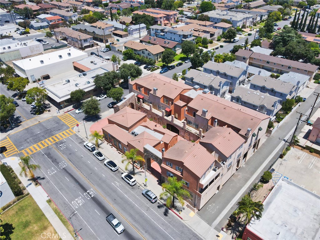 308 S First F Property Photo 36