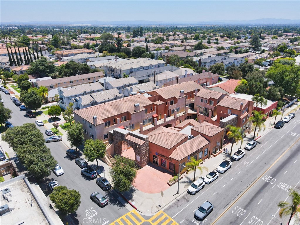 308 S First F Property Photo 37