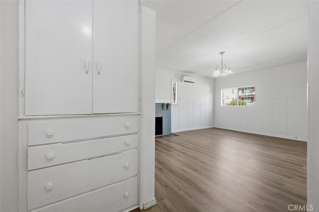 209 1/2 N Monterey Property Photo 10