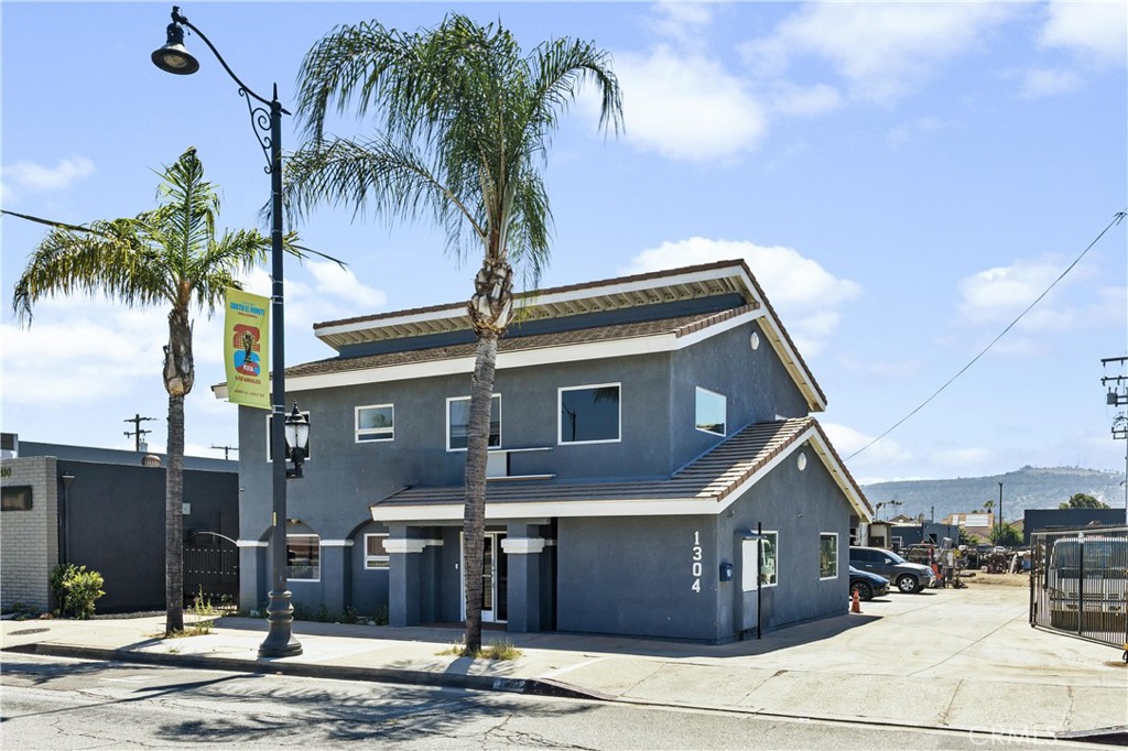 1304 Santa Anita Property Photo 1