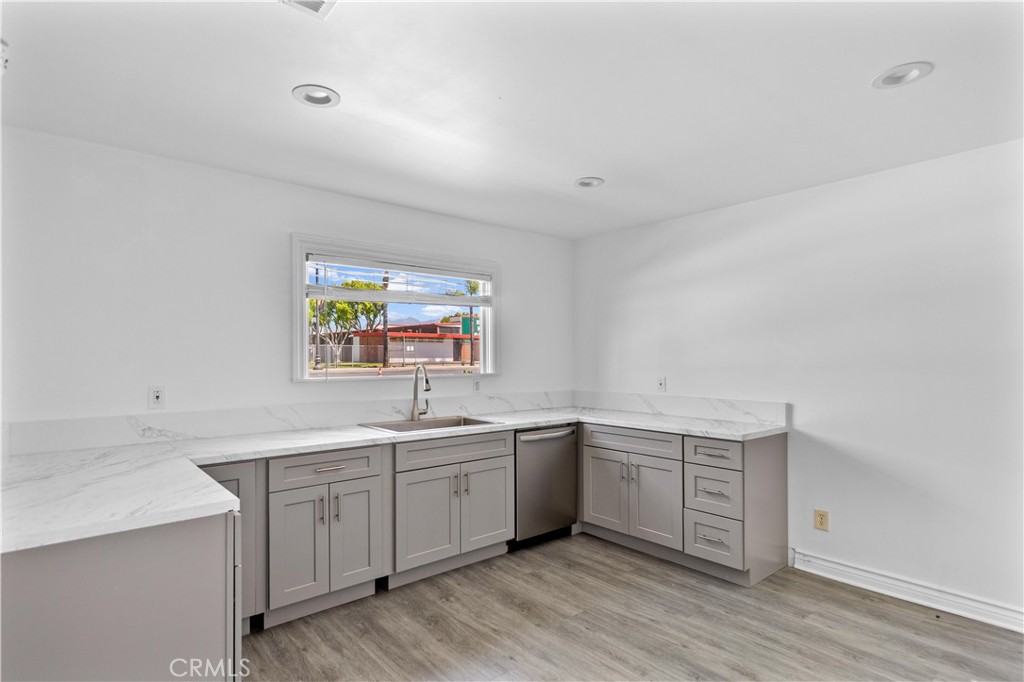 1304 Santa Anita Property Photo 6