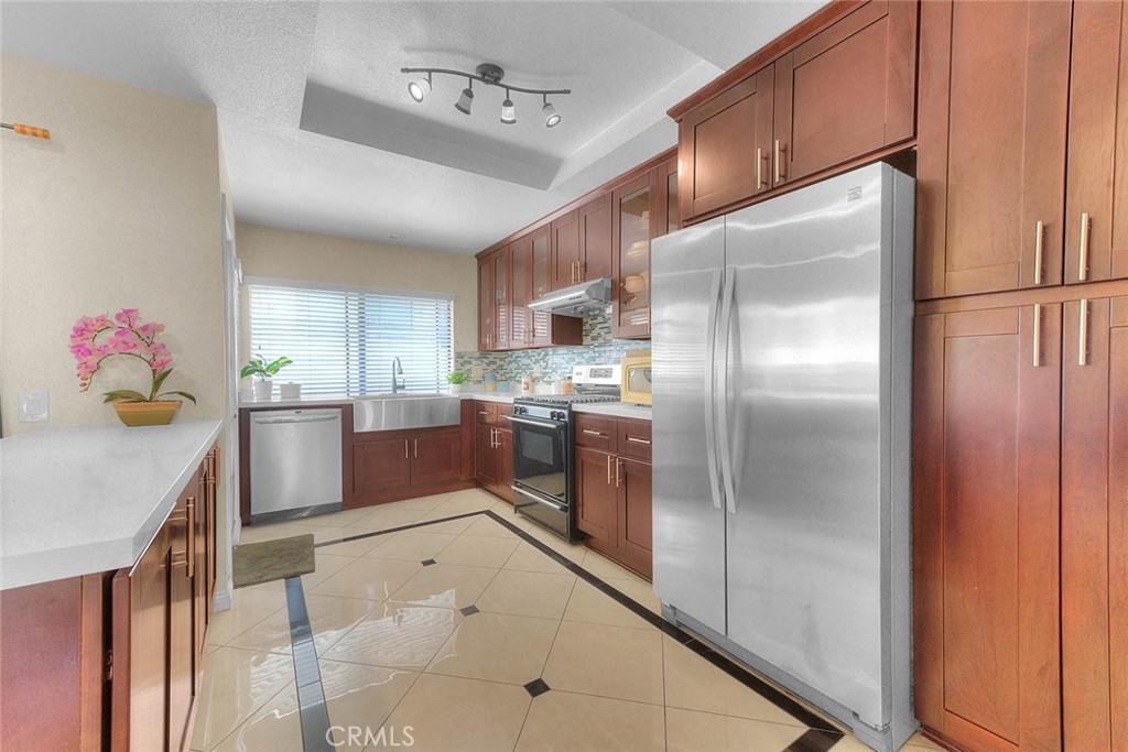 1140 Walnut Grove Avenue C Property Photo 10