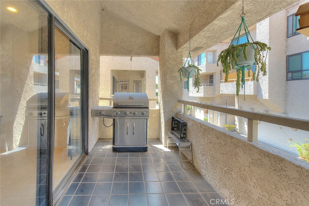 1140 Walnut Grove Avenue C Property Photo 11
