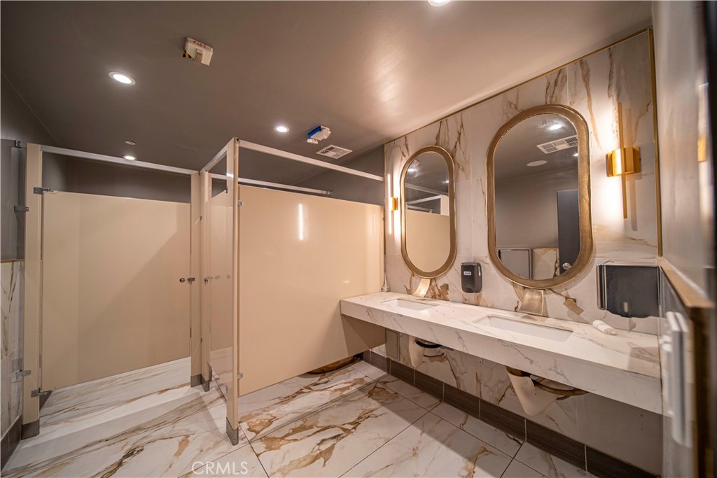 500 N Atlantic 201 Property Photo 28