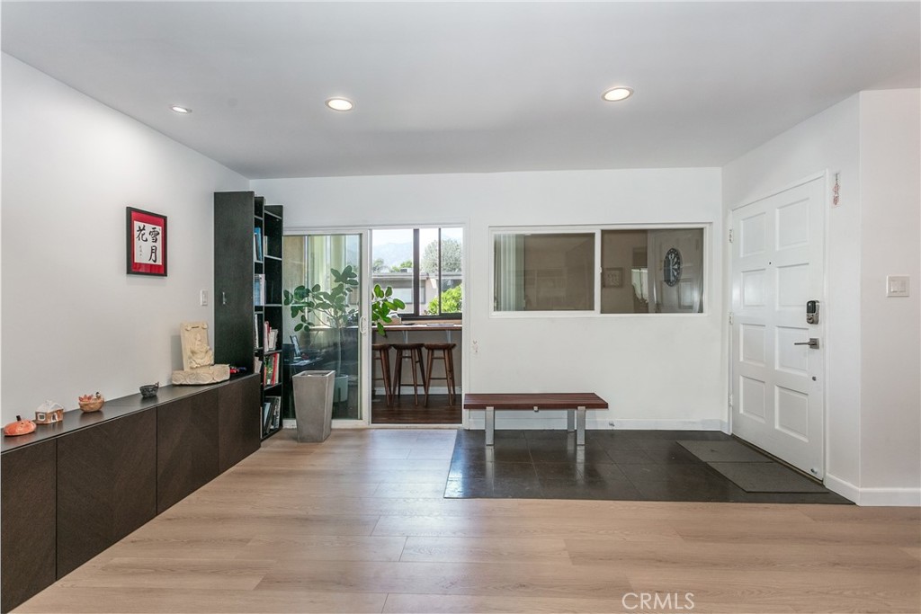 530 Fairview 14 Property Photo 7