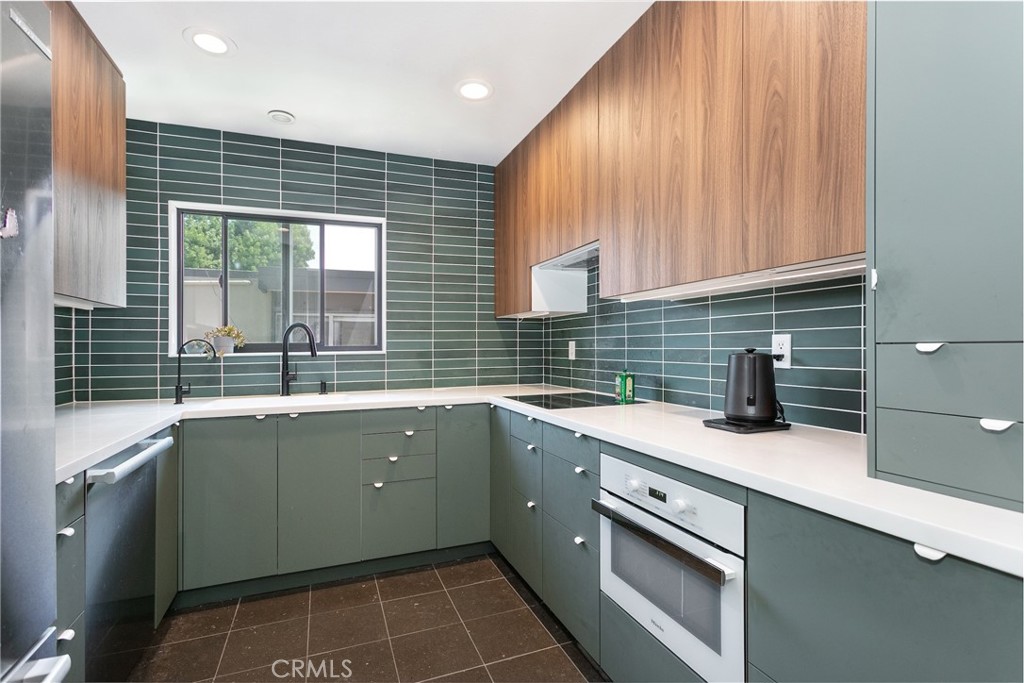 530 Fairview 14 Property Photo 14